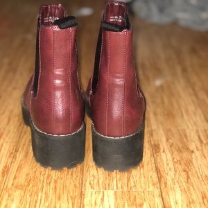 BRAND NEW DIRTY LAUNDRY BOOTS